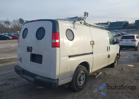 2012 Chevrolet Express 2500 Work Van z USA, uszkodzony, nr VIN 1GCWGFCA1C1179337